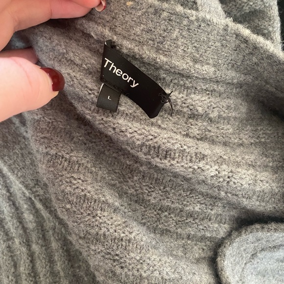 Theory wool Cadigan in size L - Picture 4 of 7